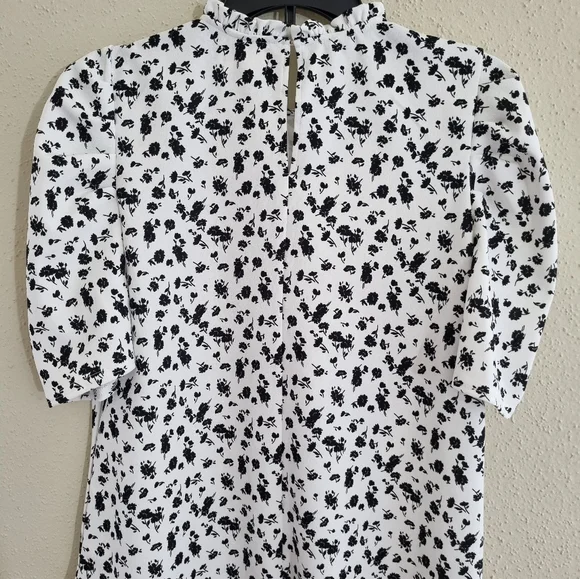 Melloday Women's blouse white and black floral printed Size M - Picture 4 of 6